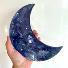 Load image into Gallery viewer, Stoneware Moon