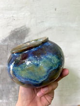 Load image into Gallery viewer, Meadow Stoneware Vase