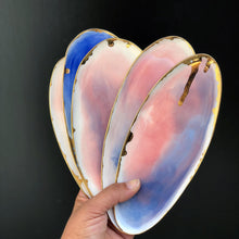 Load image into Gallery viewer, Ceramic Academy : Learn how to glaze Watercolor pieces
