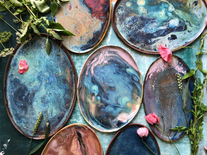 Ceramic Academy : Learn how to glaze Abalone Pieces