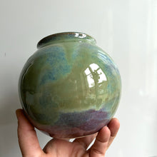 Load image into Gallery viewer, Meadow Stoneware Vase